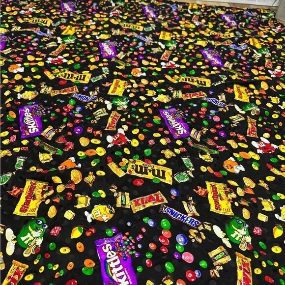M&M Mars Snickers Skittles Candy Chocolate Silk Scarf Novelty Print 34”x34” Vtg - Picture 5 of 13